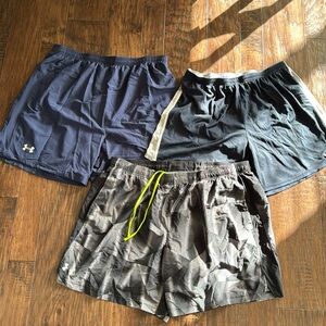 🍎Bundle of 3 Nice Men’s Shorts🍎